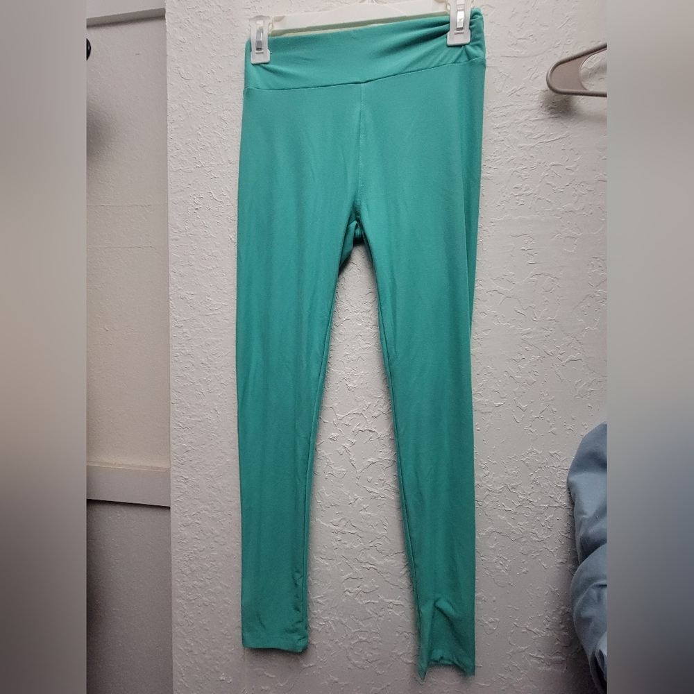 LulaRoe Mint Green One Size Leggings